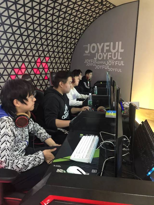 一历史性成 一历史性成