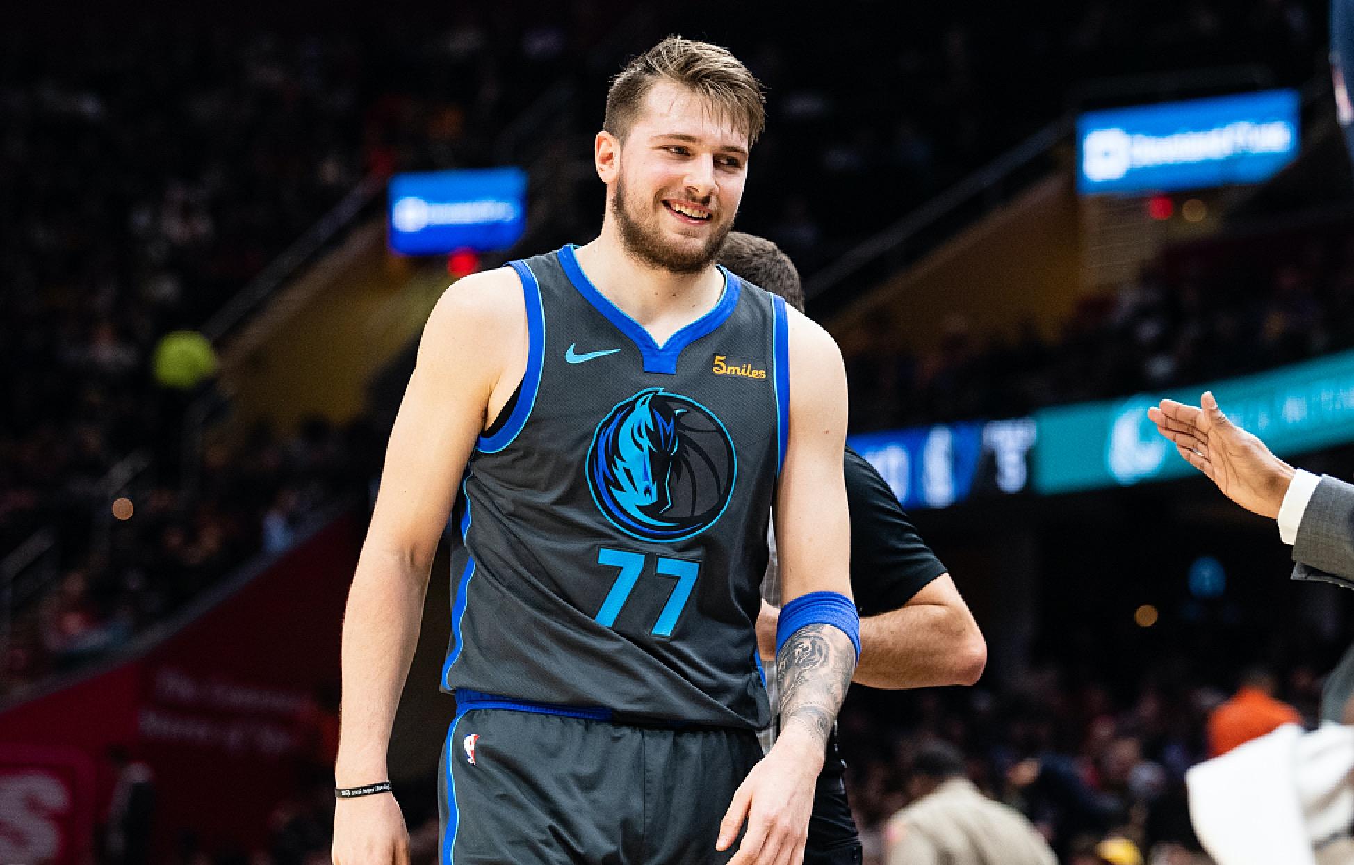 他在场上的 他在场上的