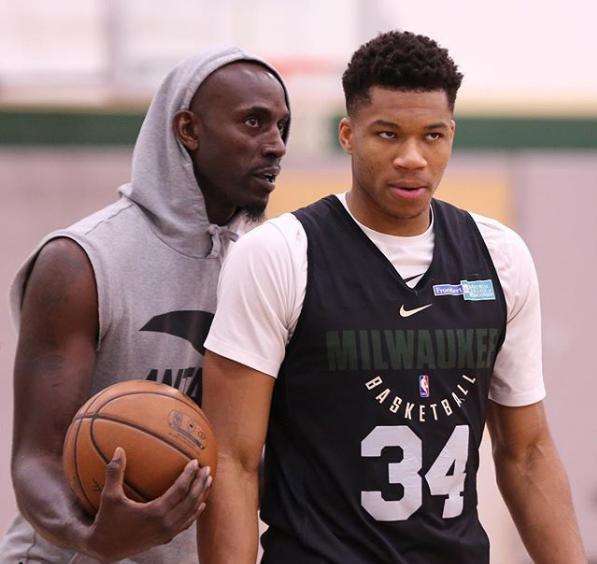 化会吸引更 化会吸引更