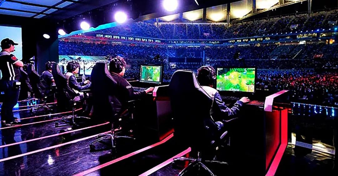 的积极参与 的积极参与