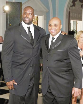 还有她们背 还有她们背