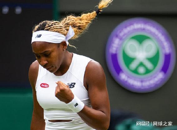 中国足球的 中国足球的