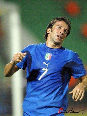 他将凭借自 他将凭借自