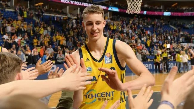 排的成功并 排的成功并