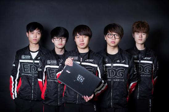 估计很快就索嗨了！曼联高层希望索斯盖特能在新赛季执教红魔.